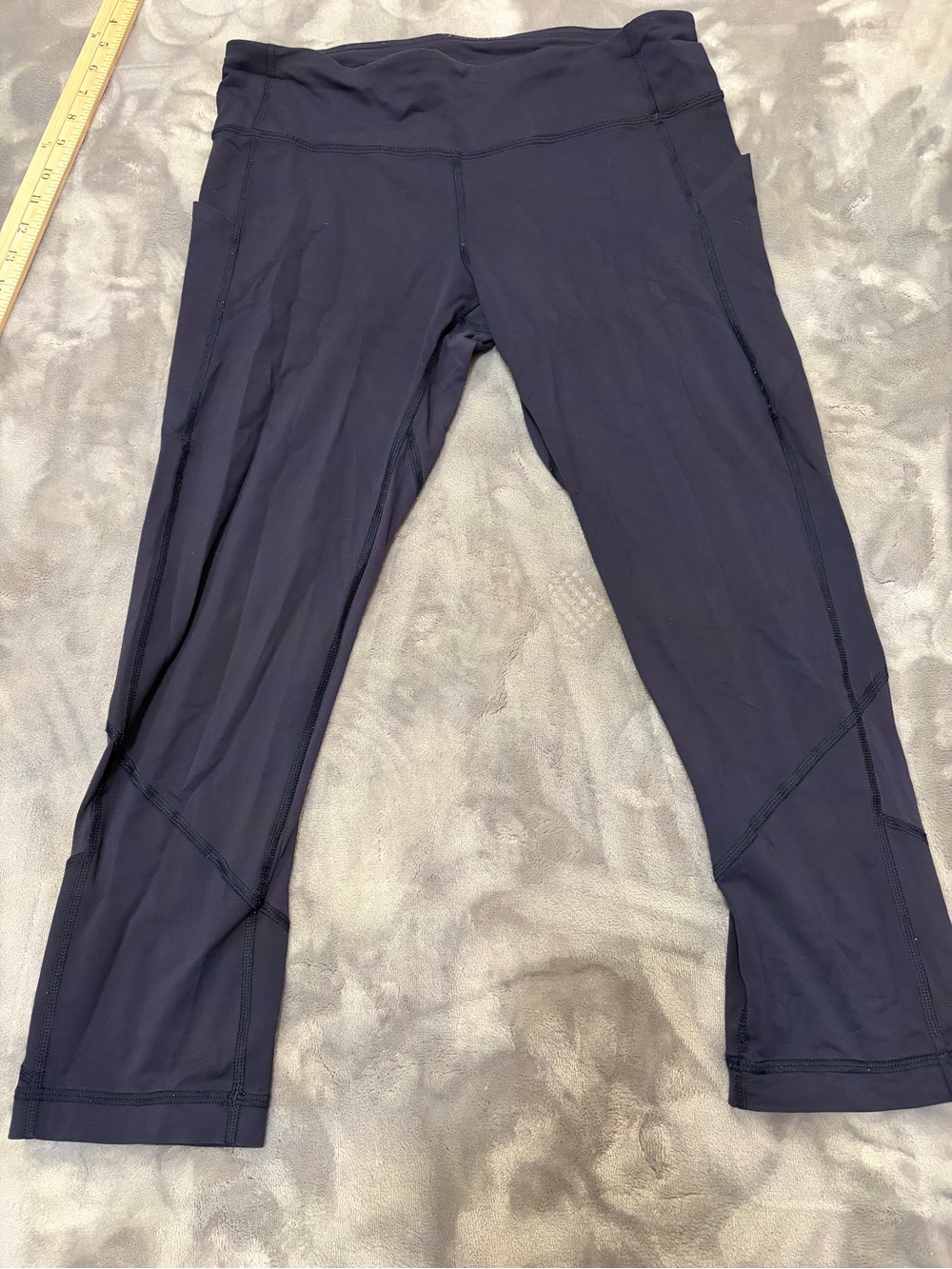 Lululemon crop leggings